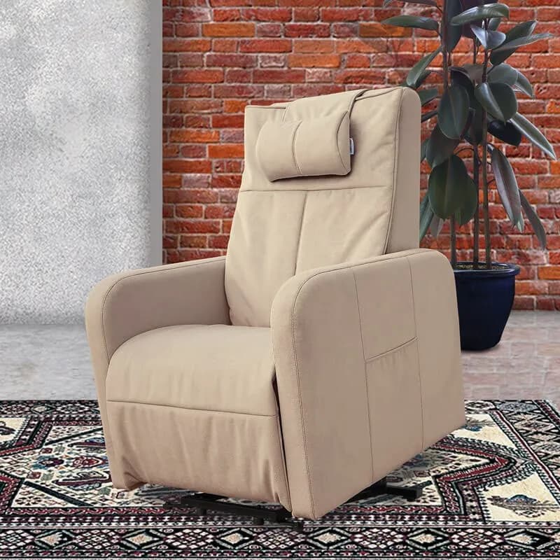Кресло-реклайнер механический с массажем FUJIMO COMFORT CHAIR Терра